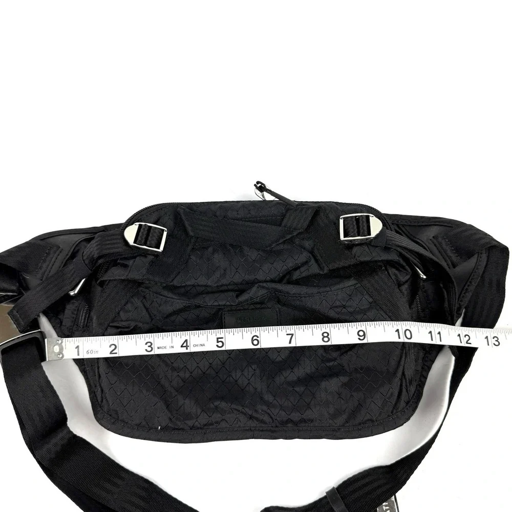 Athleta Excursion Belt Bag Medium Black Nylon Waist Pack Unisex Brand‎ New